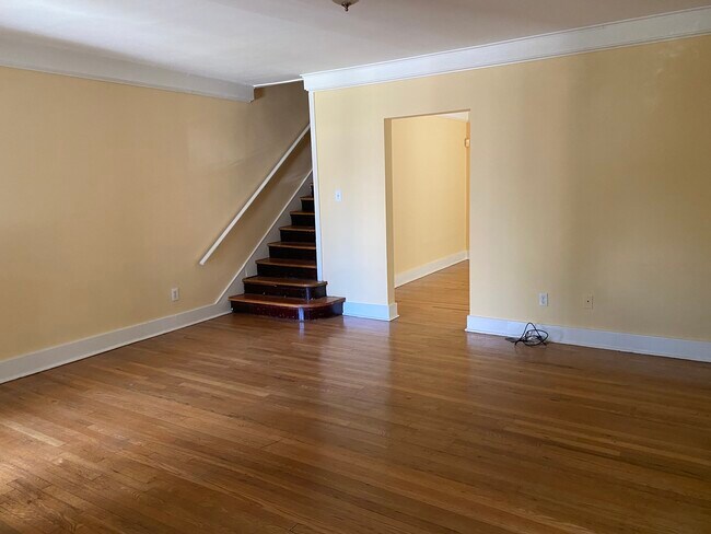 Building Photo - 5528 Raleigh St
