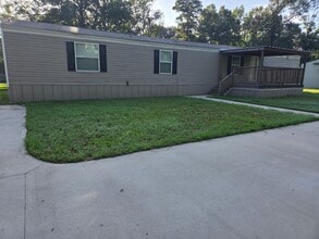 Building Photo - 24330 Creekwood Dr