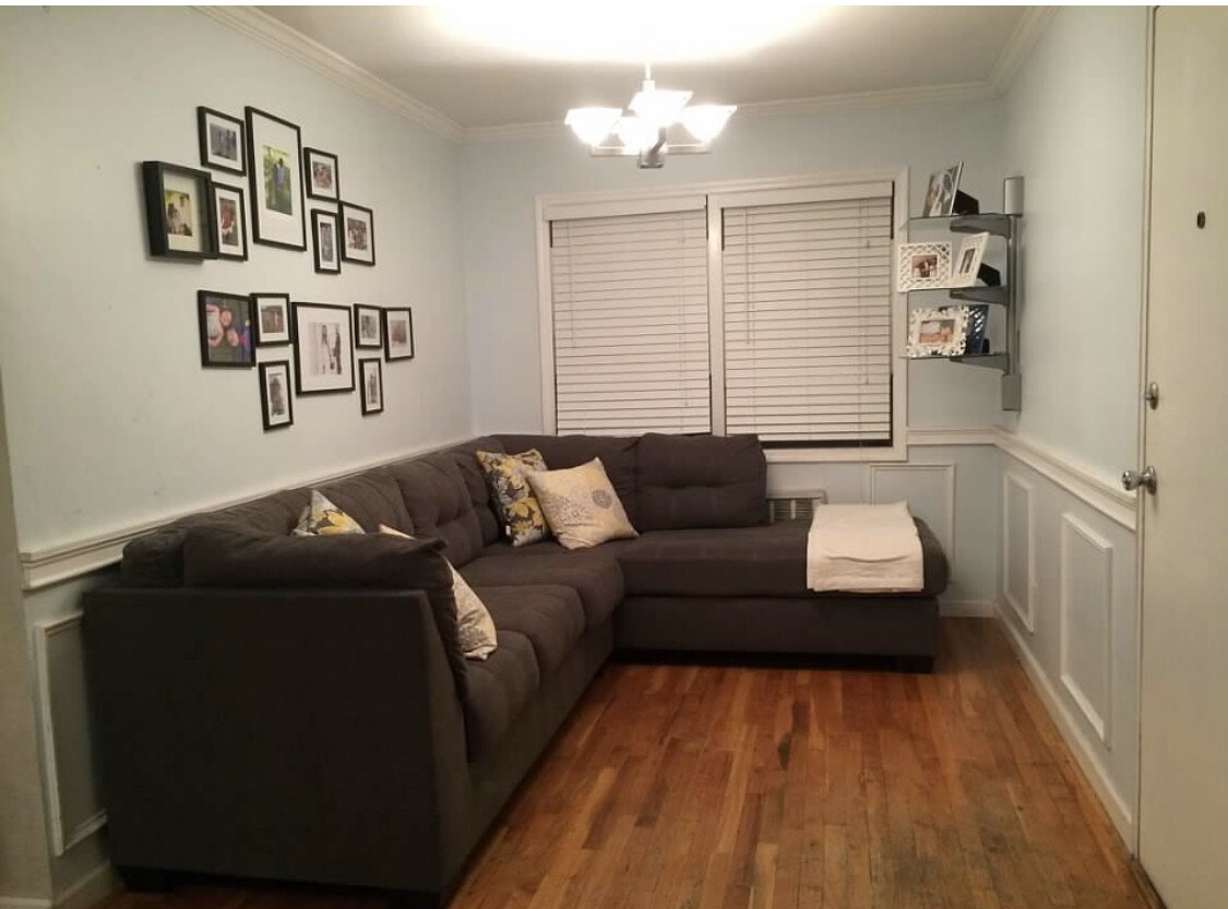 Foto principal - 242 Glenbrook Rd