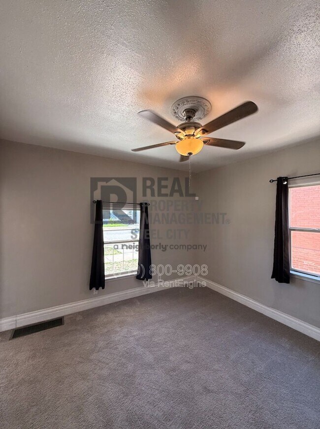 Foto del edificio - 1411 E Routt Ave