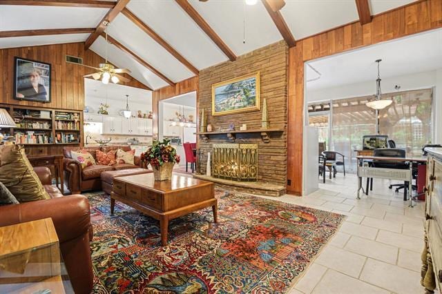 Foto del edificio - 14140 Hillcrest Rd