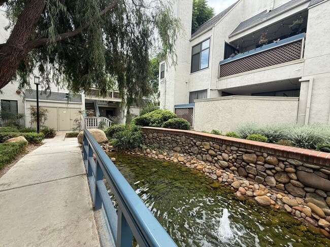 Building Photo - 2236 River Run Dr