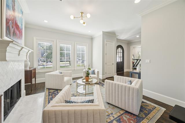 Foto del edificio - 6435 Glenrose Ct