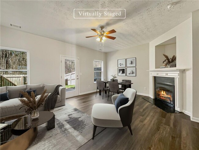 Building Photo - 6303 Ellenwood Dr