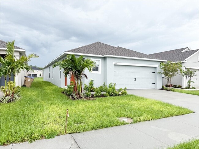 Building Photo - 3927 Sagefield Dr