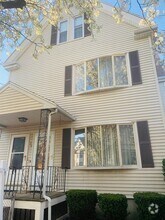 Building Photo - 39 Beacon St