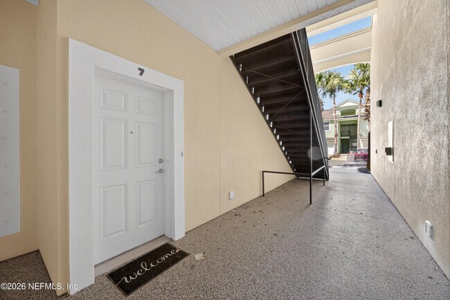 Foto del edificio - 13792 HERONS LANDING Way