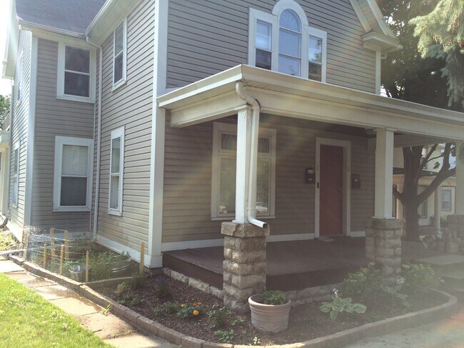 Foto del edificio - 3632 Bryant Ave S