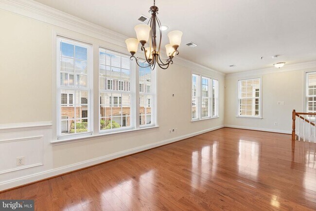 Foto del edificio - 7134 Huntley Creek Pl