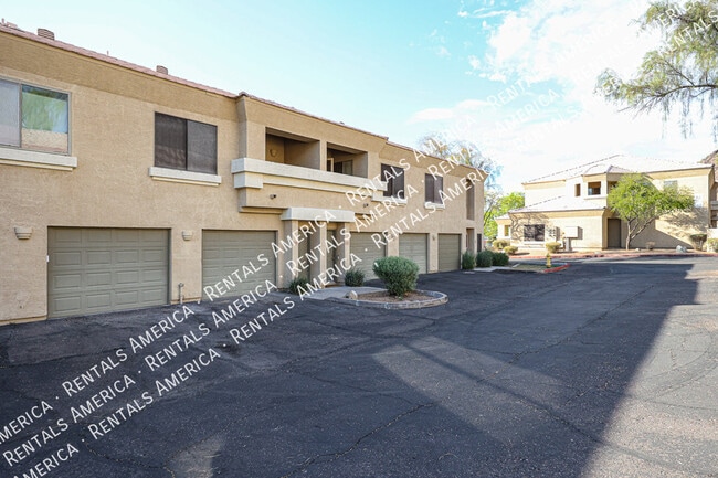Building Photo - 1716 W Cortez St
