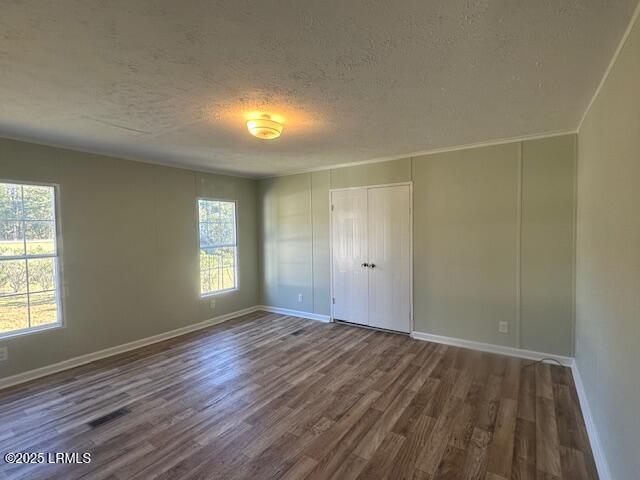 Foto del edificio - 651 Fordville Rd