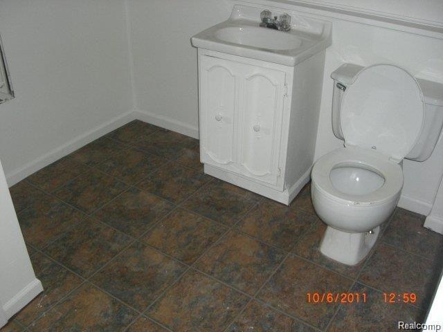 Foto del edificio - 21165 Abrahm St