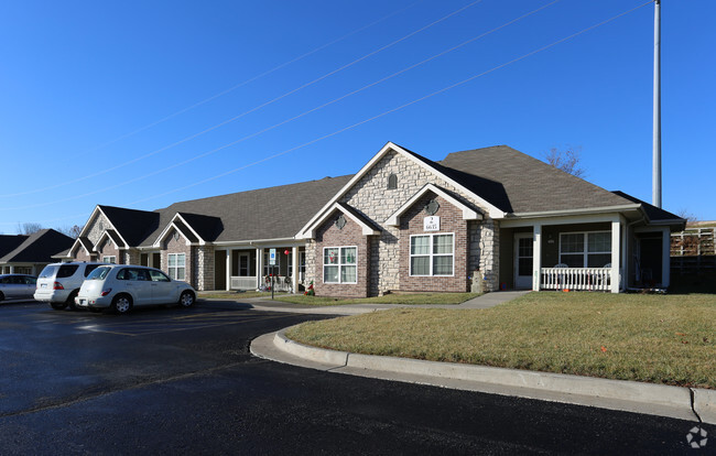 Building Photo - The Villas at Ridge Pointe