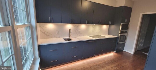 Foto del edificio - 3637 Winfield Lane Northwest