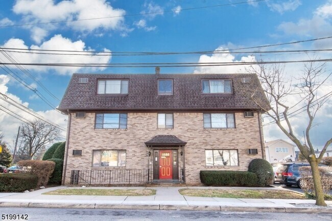 Photo - 685 Van Houten Ave House