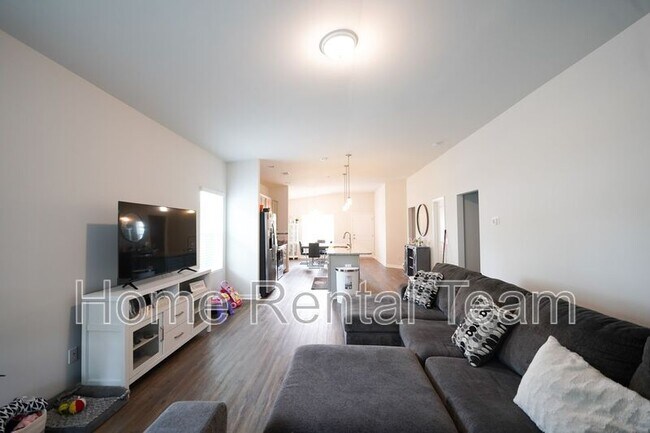 Foto del edificio - 353 Wellstone Way