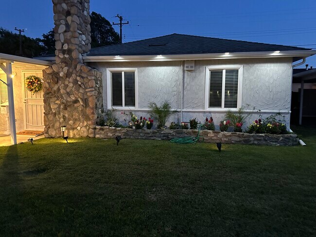 Foto del edificio - 1060 W 210th St