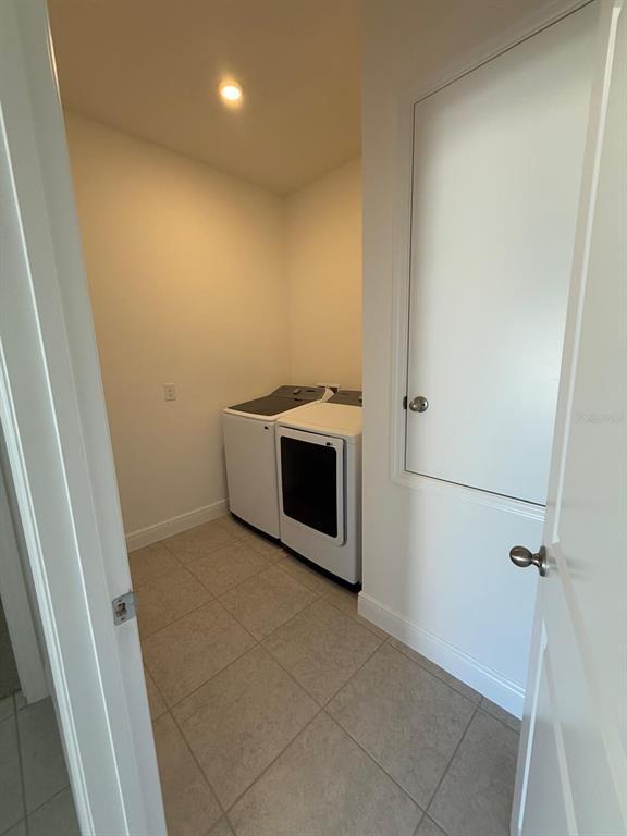 Foto del edificio - 4899 Lyric Dr