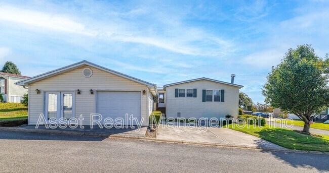 Foto del edificio - 1322 Silver Charm Way