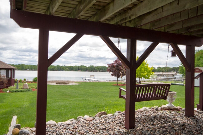 Porch - 27885 Bay Shore Dr NW