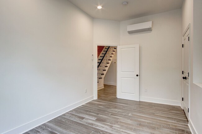 Foto del edificio - 1817 8th St NW