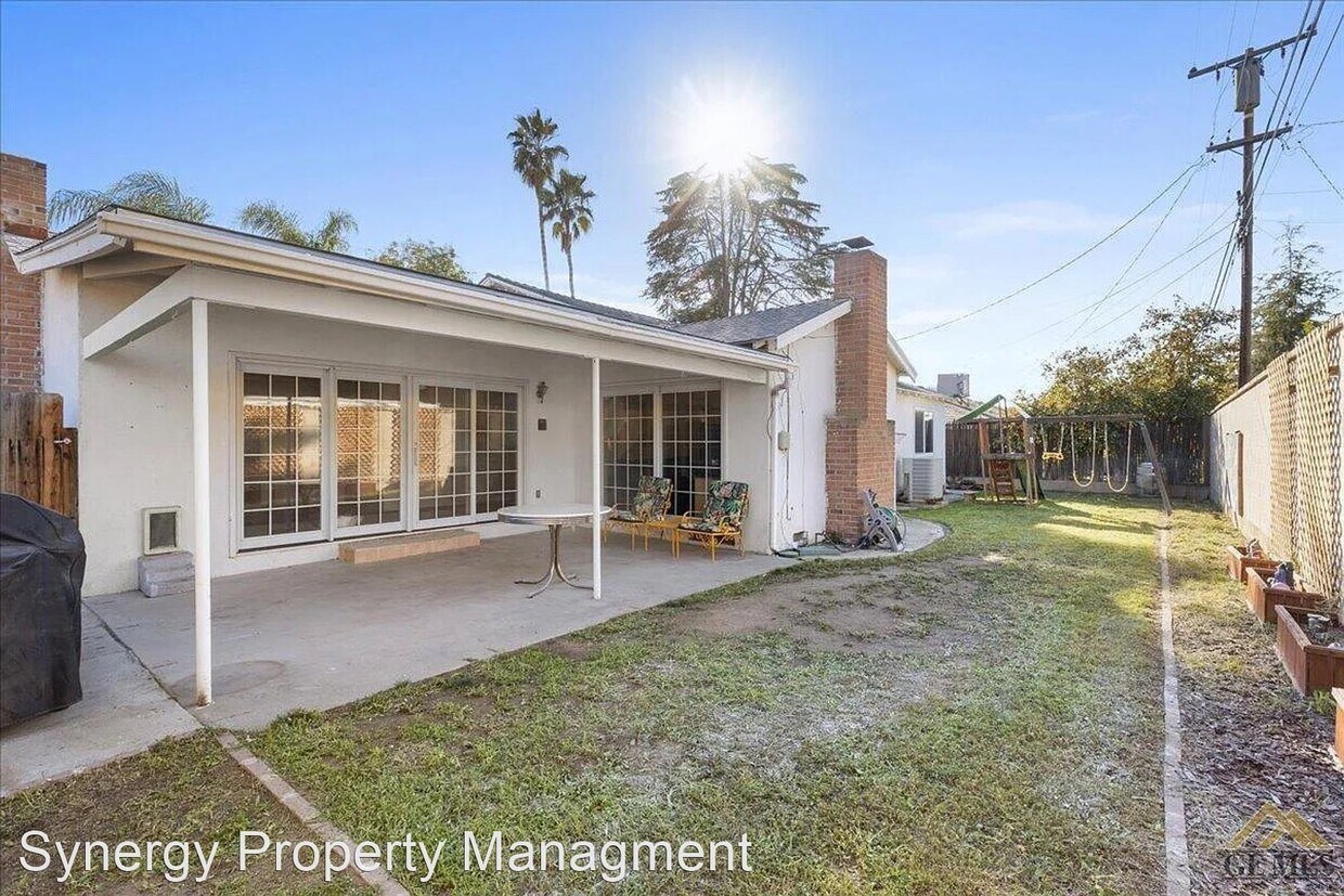 Building Photo - 3 br, 3 bath House - 2418 Driller Ave.