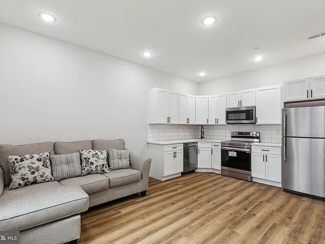 Photo - 1840 N Gratz St Apartment