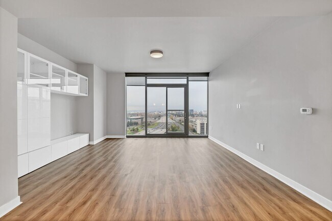 Foto del edificio - Gorgeous 1 Bedroom Condo for Rent at Axis ...