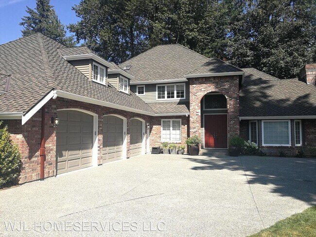 Building Photo - 4 br, 3.5 bath House - 22006 NE 140th Wy