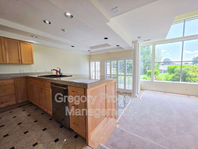 Foto principal - 7250 Old Redmond Rd