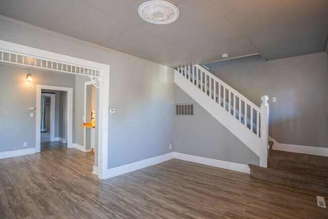 Foto del edificio - 517 S Hartford Ave