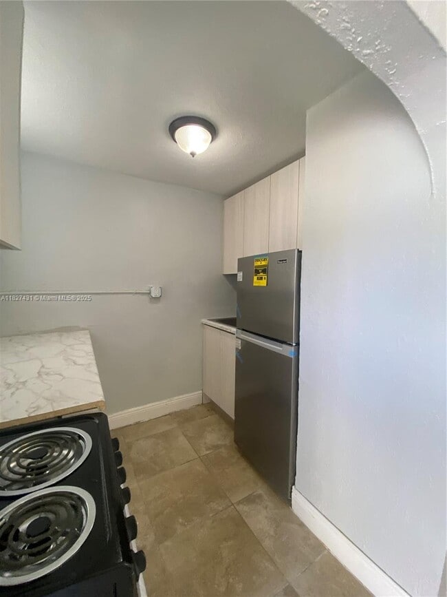 Building Photo - 1 bedroom in Miami FL 33161