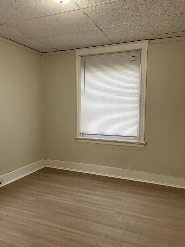 Foto del edificio - 229 Kinsey Ave