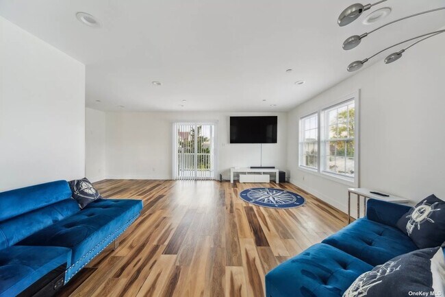 Foto del edificio - 740 S Ocean Ave