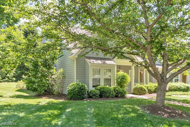 Building Photo - 3 br, 2.5 bath House - 3245 Gateway Cir