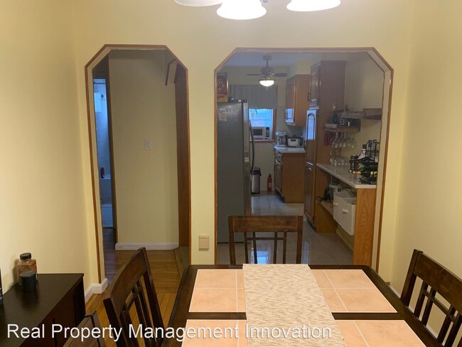 Building Photo - 5 br, 2.5 bath House - 552 7th Ave