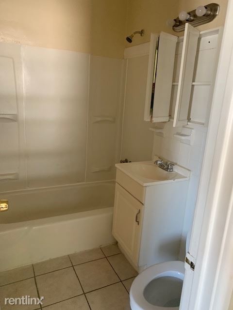 Foto del edificio - Studio, 1 bath  - 160 Fountain St Apt 1G1