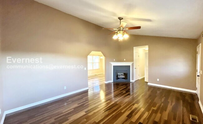Building Photo - 55 Lost Creek Dr