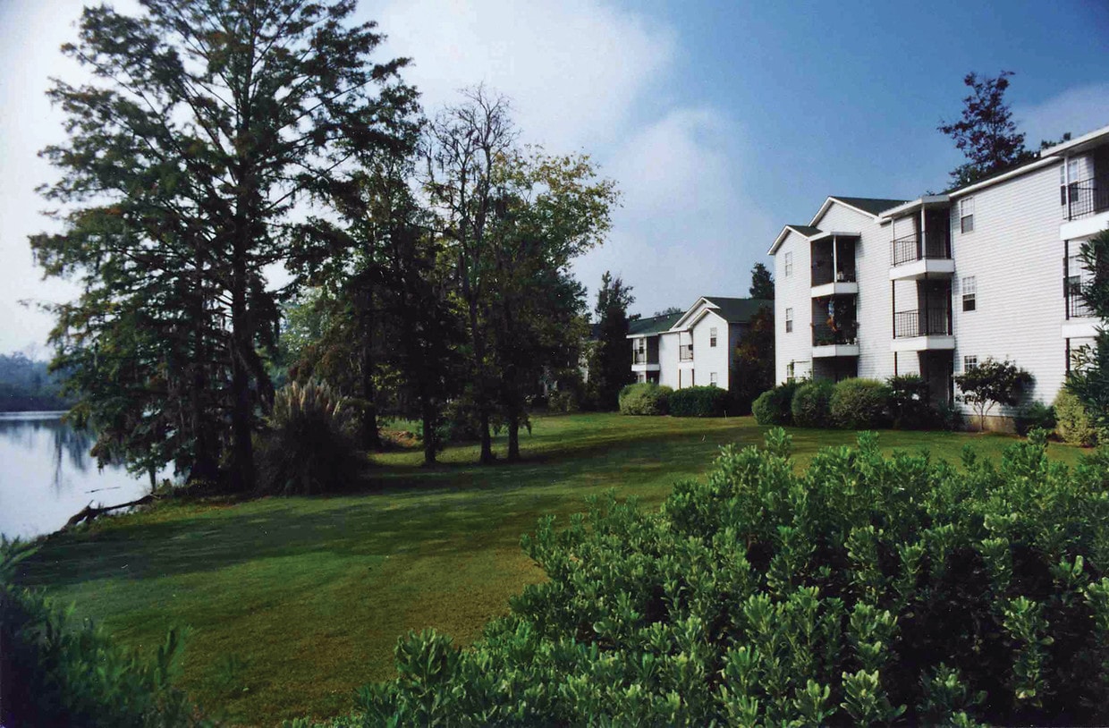 Spring Lake Apartments Leesburg, GA