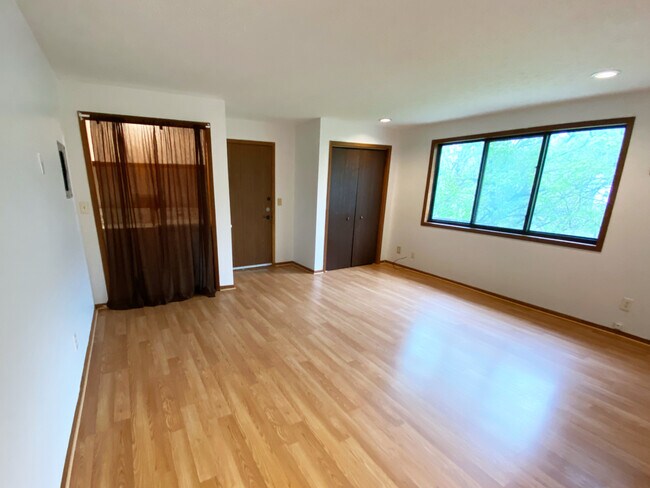 Foto del edificio - 603 W Union St