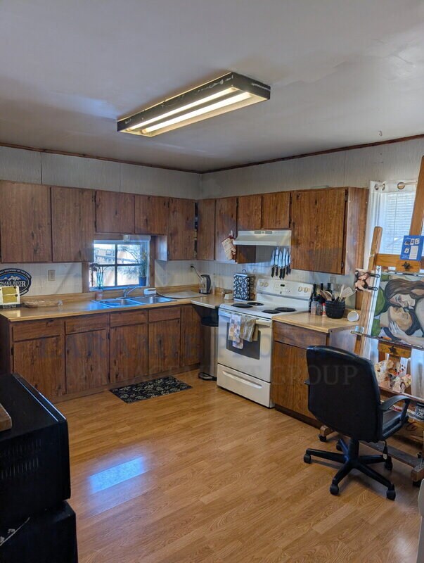 Foto del edificio - 295 W Mitchell St