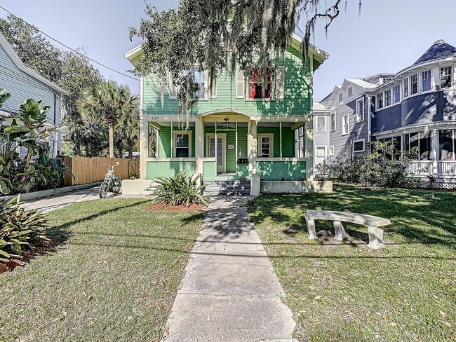 Photo - 208 Fairview Ave House