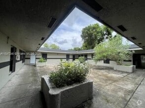 Building Photo - 7160 NW 14th Pl