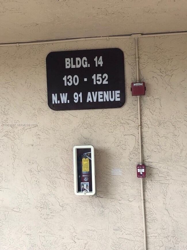 Foto del edificio - 144 NW 91st Ave