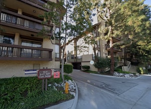 Building Photo - 1635 Clark Ave