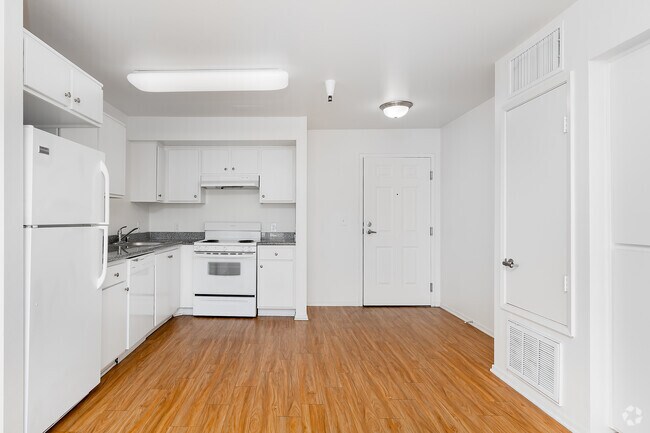 1 dormitorio, 1 baño - 636 pies cuadrados - Cocina - Crenshaw Family Apts
