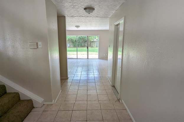 Building Photo - 8011 Bova Rd