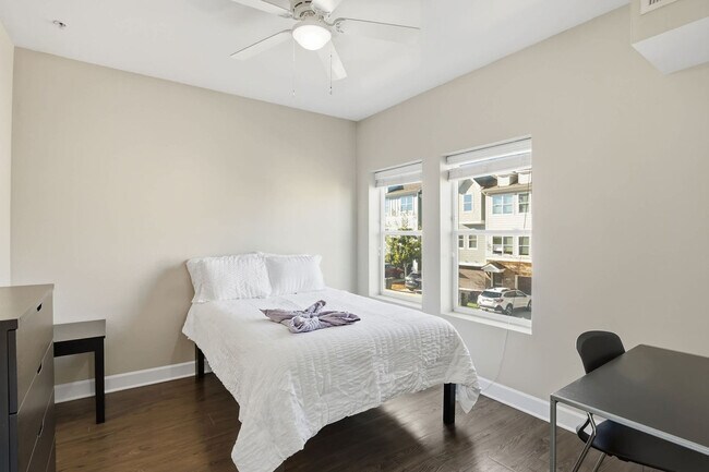 Building Photo - 205 Tiliwa Ct