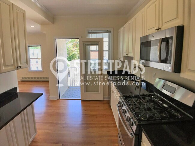 Foto del edificio - 65 Langdon St