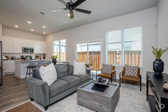 2BR, 2B - 1,114SF - Living Area - Canopy Homes at Woodcreek